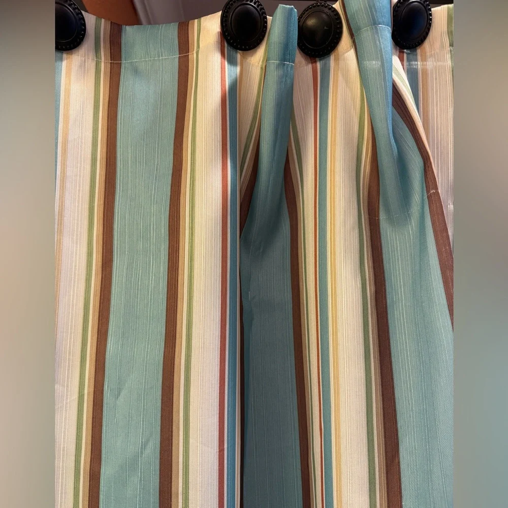 Striped fabric shower curtain with rings